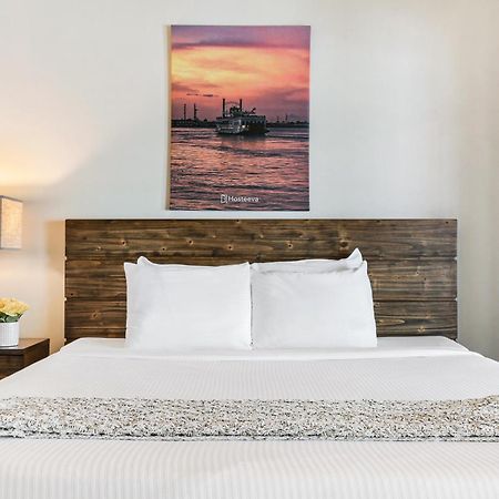 Upscale Condos And Penthouses Close To Canal And Bourbon St New Orleans Exterior foto