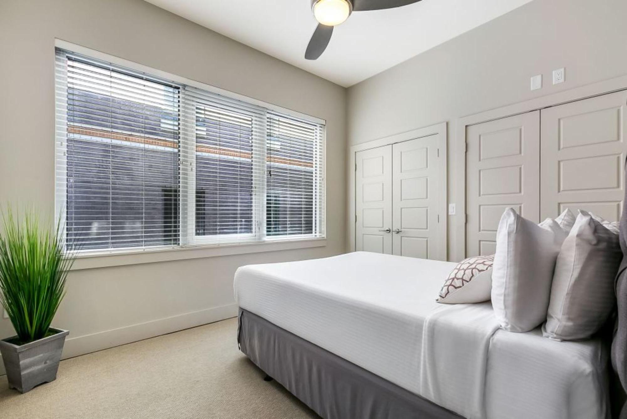 Upscale Condos And Penthouses Close To Canal And Bourbon St New Orleans Exterior foto