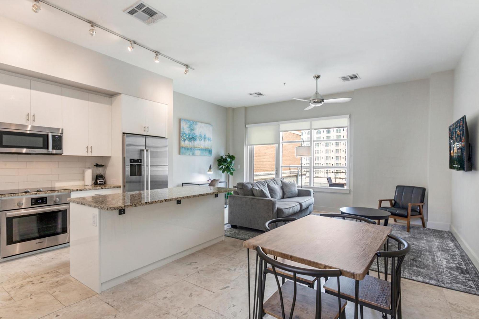 Upscale Condos And Penthouses Close To Canal And Bourbon St New Orleans Exterior foto